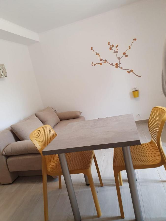 Apartman Mi نيغيزيني المظهر الخارجي الصورة