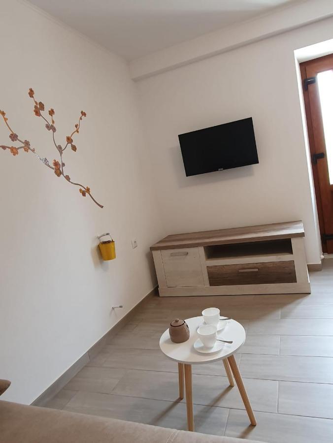 Apartman Mi نيغيزيني المظهر الخارجي الصورة